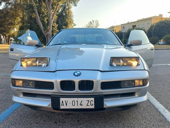 Image 5/7 de BMW 850i (1992)