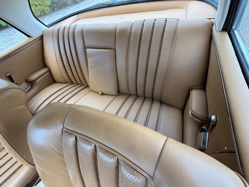 Afbeelding 13/46 van Mercedes-Benz 220 SE b (1961)