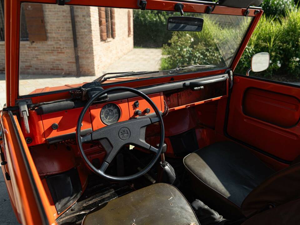Image 32/50 of Volkswagen Thing 1600 (1973)