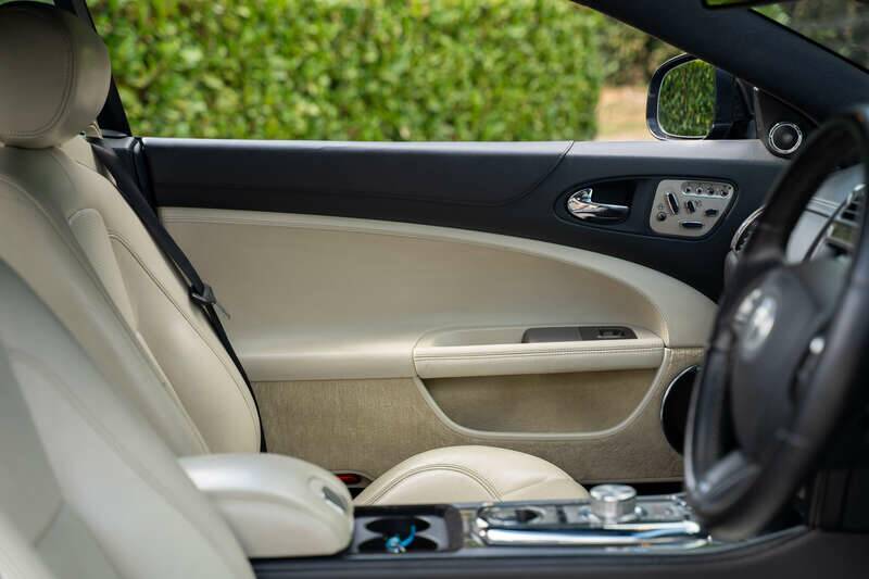Afbeelding 27/37 van Jaguar XKR (2009)