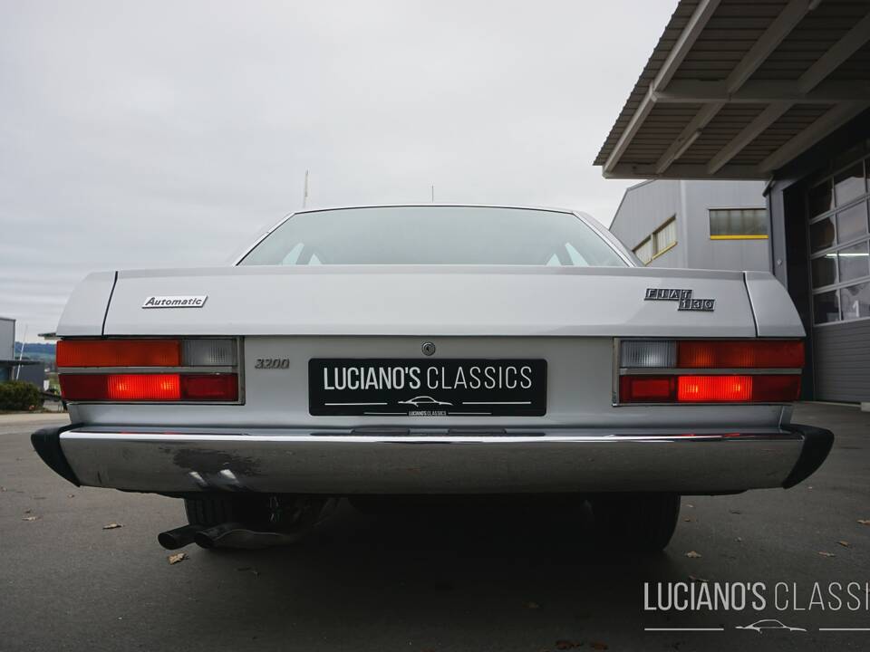 Image 7/66 of FIAT 130 Coupé (1972)