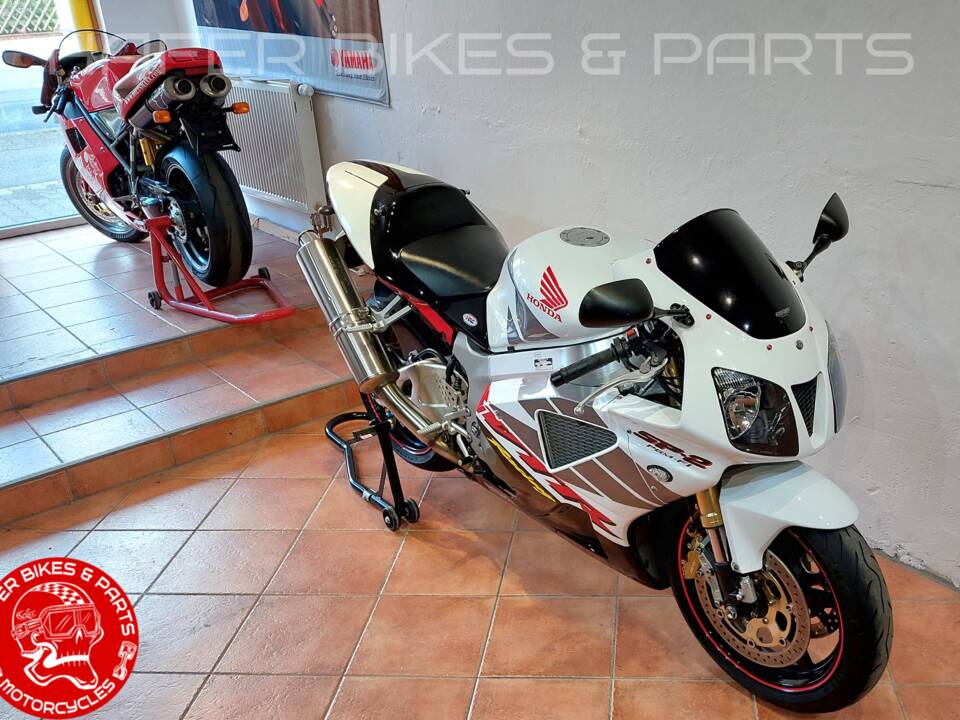 Imagen 2/41 de Honda DUMMY (2004)