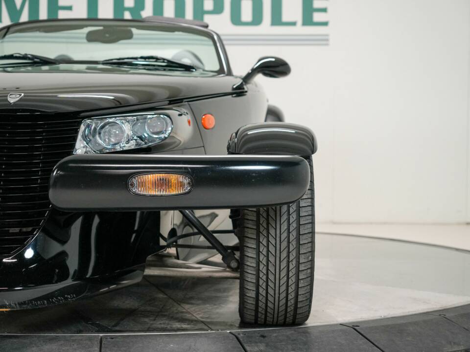 Image 24/47 of Plymouth Prowler (2000)