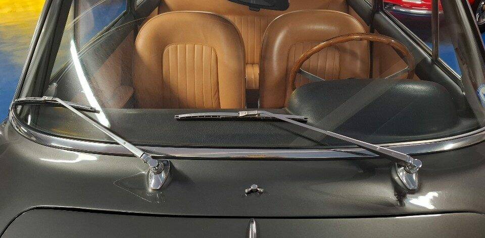 Immagine 37/50 di Lancia Flavia 1.8 (Pininfarina) (1966)