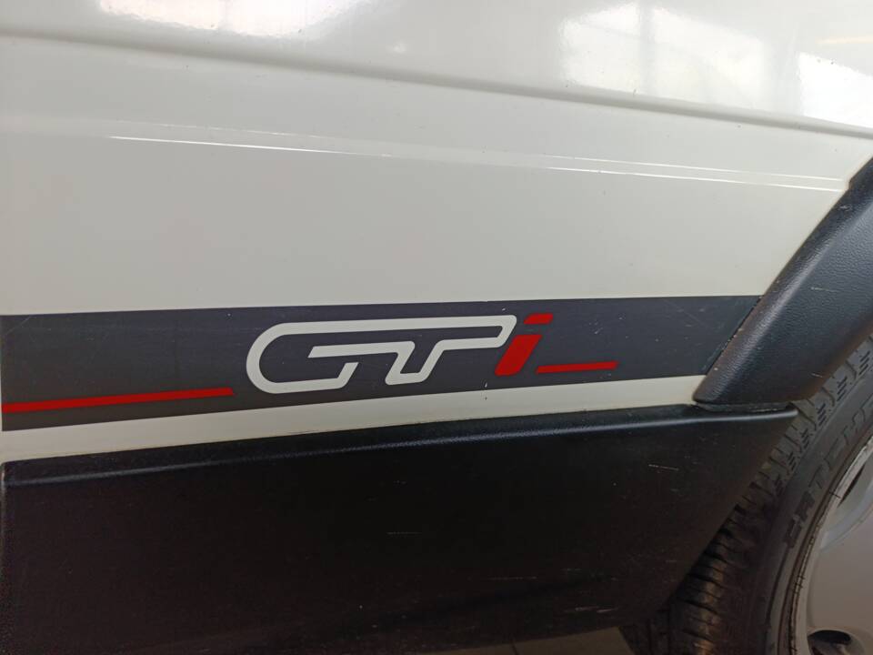 Immagine 9/24 di Citroën AX GTi (1991)