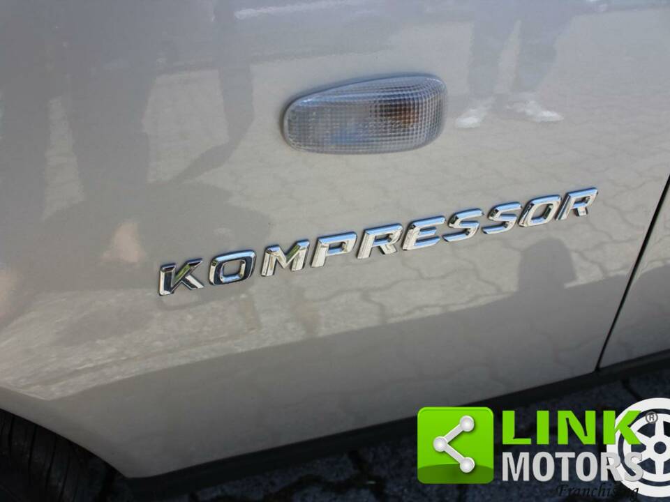 Immagine 9/10 di Mercedes-Benz SLK 200 Kompressor (1997)