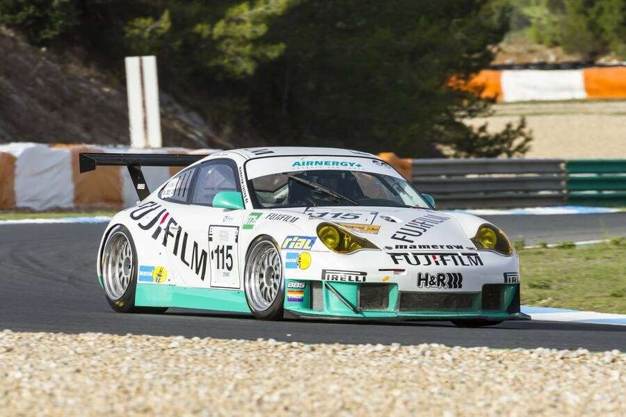 Image 2/39 of Porsche 911 GT3 RSR (2005)