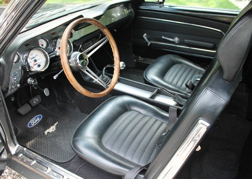 Bild 2/8 von Ford Mustang Custom (1967)
