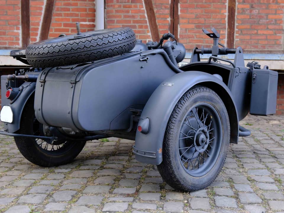 Image 88/92 of Zündapp KS 750 (1943)