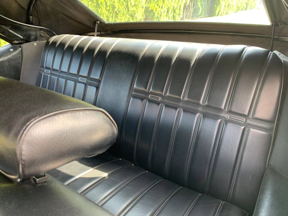 Bild 33/34 von Chevrolet Impala Convertible (1971)