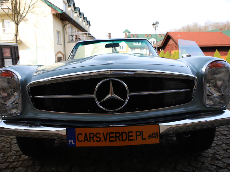 Afbeelding 31/40 van Mercedes-Benz 280 SL (1970)