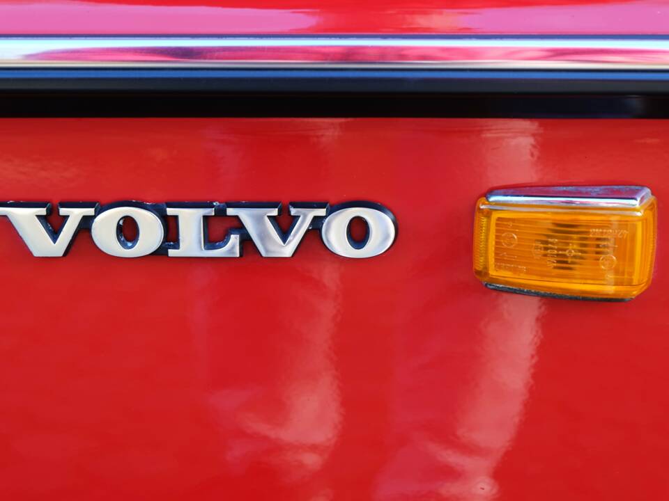 Image 56/75 de Volvo 240 (1986)