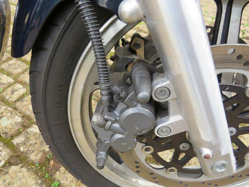 Image 30/39 of Kawasaki ZR 550 Zephyr (1991)