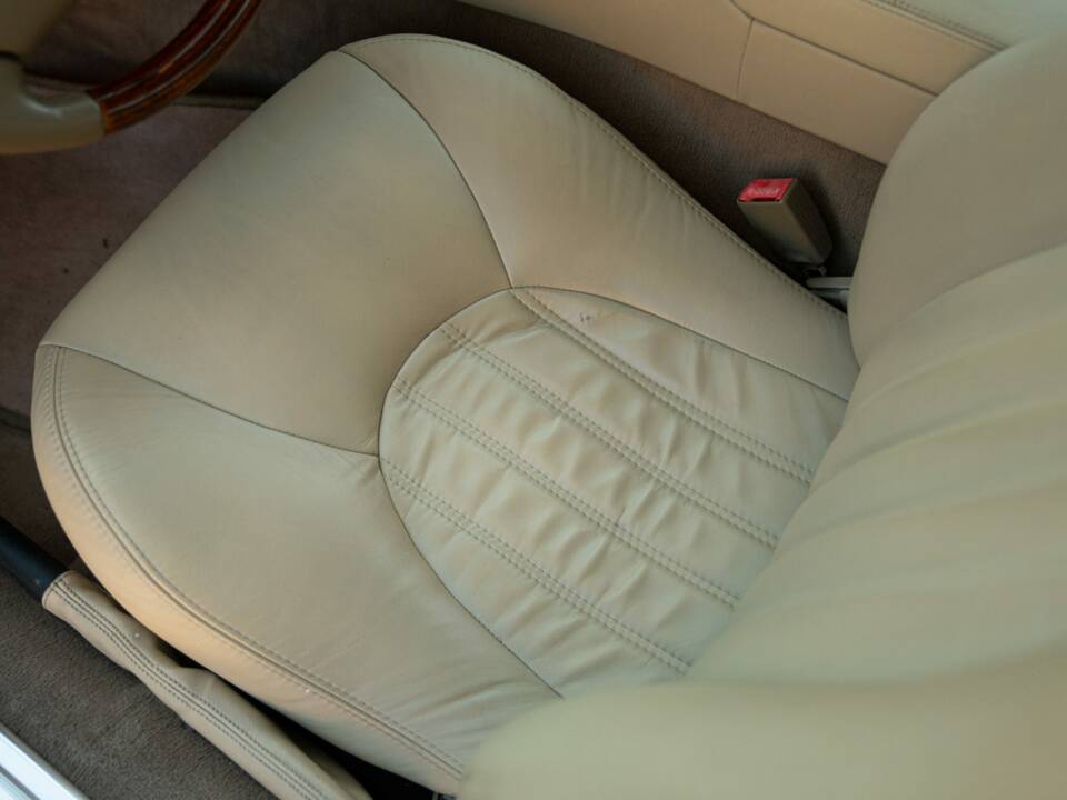 Bild 24/50 von Jaguar XK8 4.0 (1998)