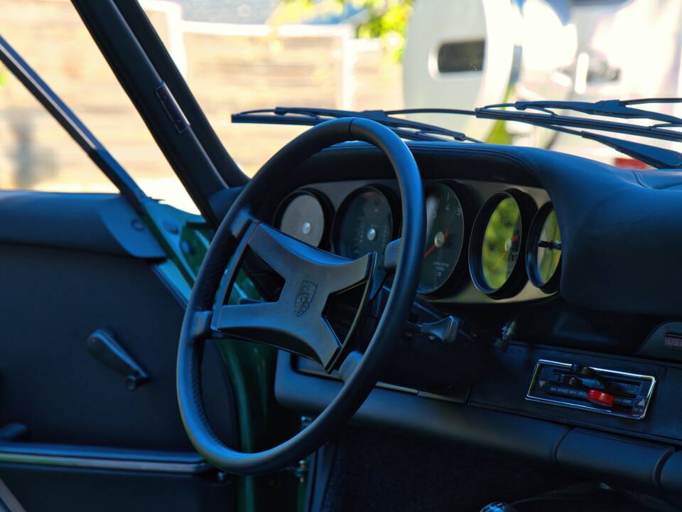 Image 56/76 of Porsche 911 2.4 T (1973)