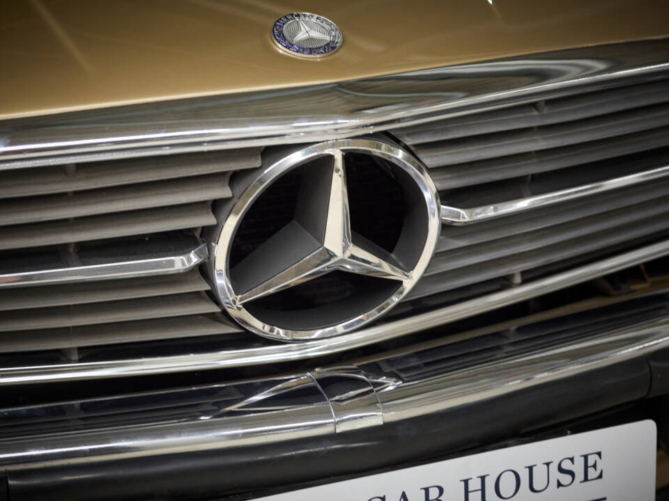 Image 20/99 of Mercedes-Benz 300 SL (1987)
