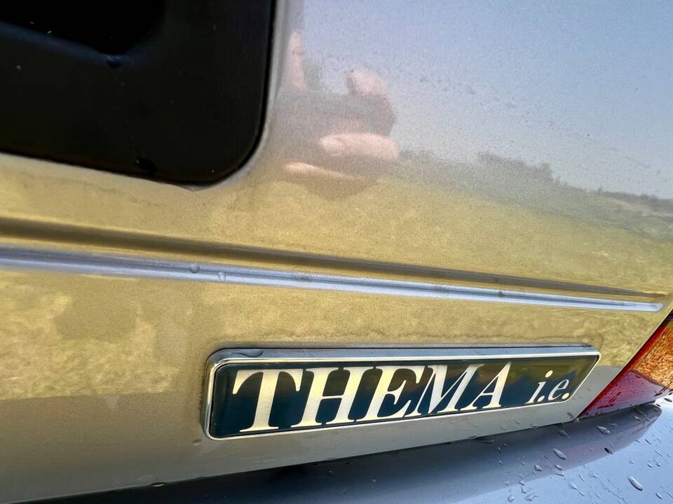 Afbeelding 17/81 van Lancia Thema I.E. (1986)