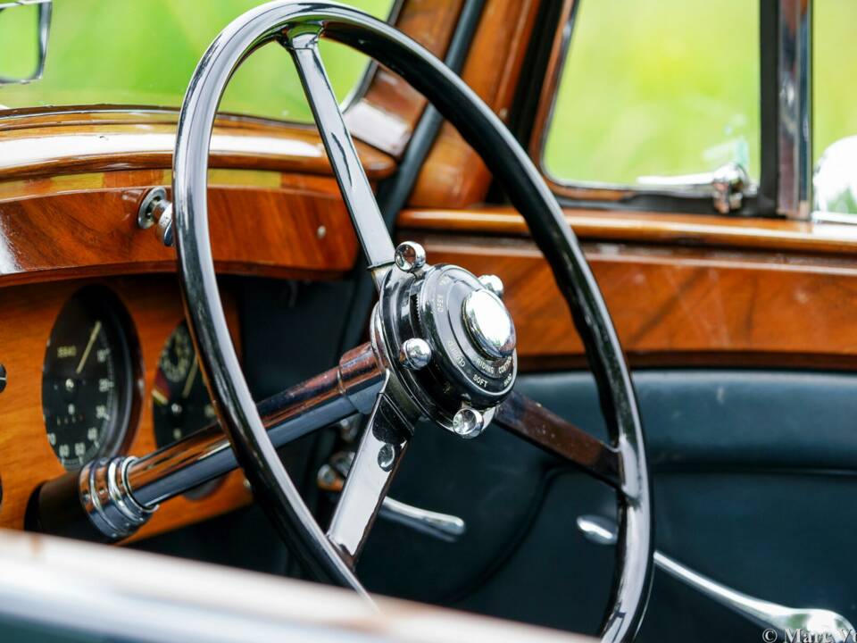 Image 35/59 of Bentley 4 1/4 Litre (1936)