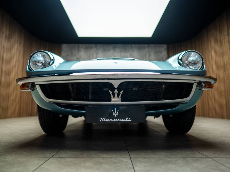 Image 16/97 of Maserati Mistral 3700 (1965)