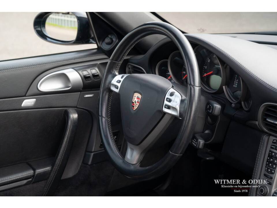 Bild 11/39 von Porsche 911 Carrera 4 (2006)