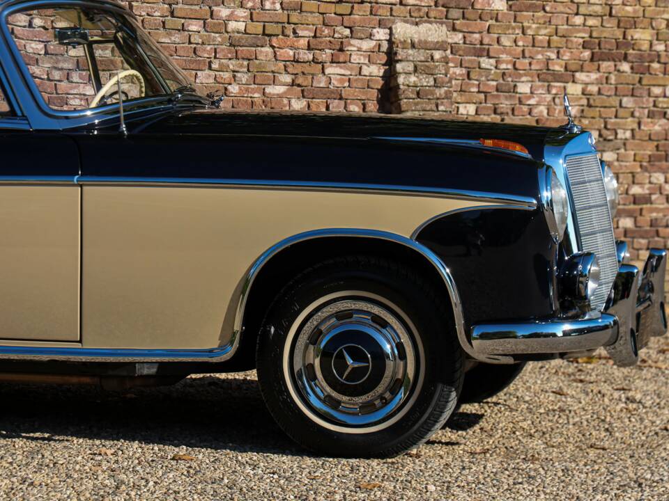 Imagen 39/50 de Mercedes-Benz 220 S Cabriolet (1956)