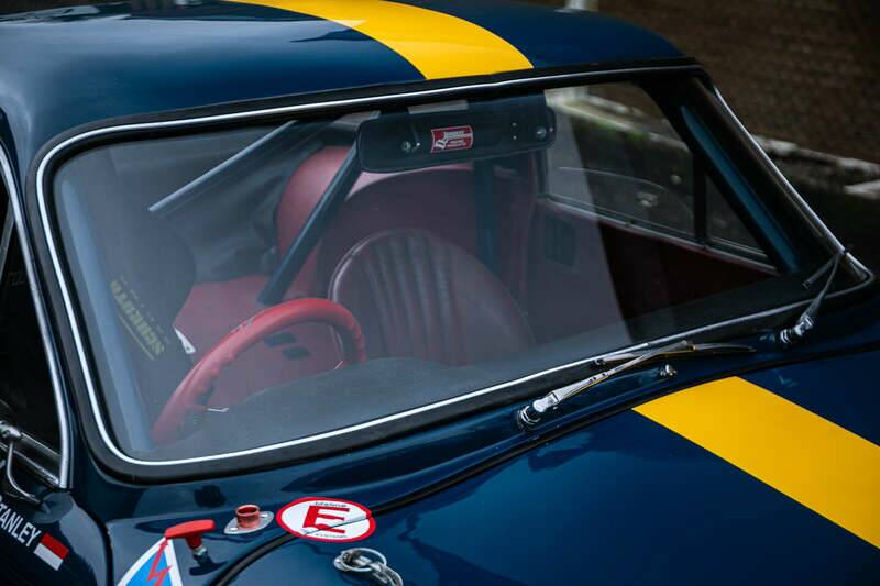 Image 15/42 of TVR Grantura (1960)