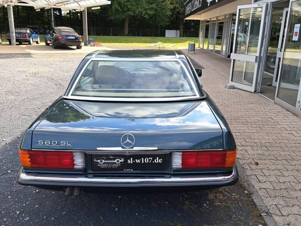 Image 11/14 of Mercedes-Benz 560 SL (1988)
