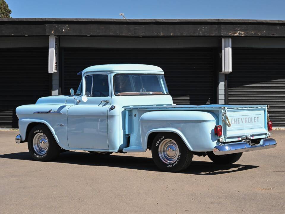 Afbeelding 3/50 van Chevrolet Apache Stepside (1958)