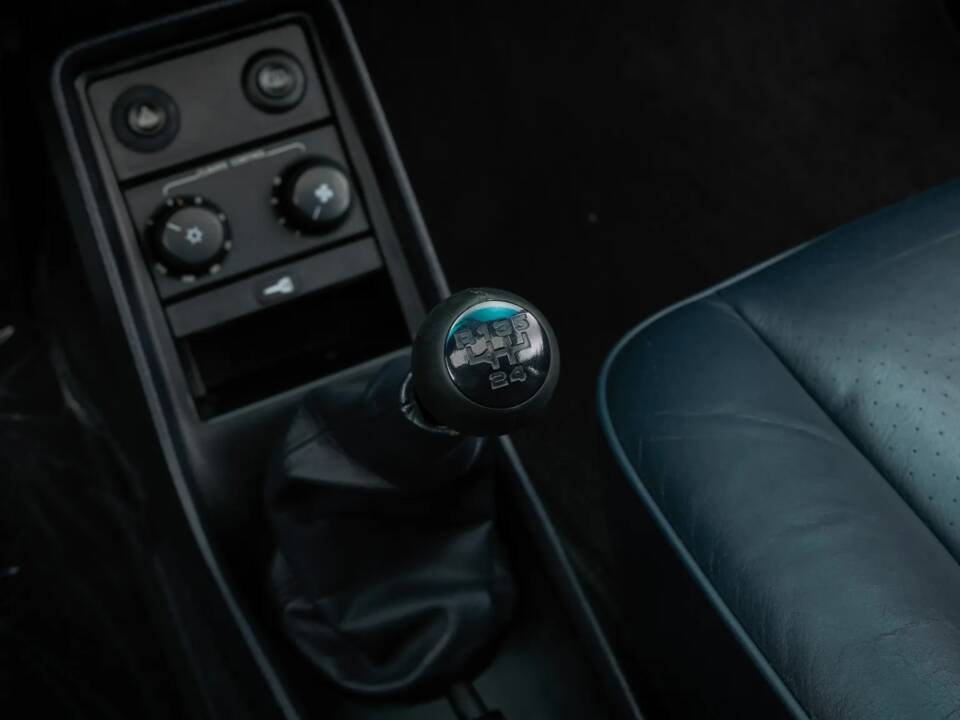 Afbeelding 14/26 van Porsche 911 Carrera 3.2 (1988)