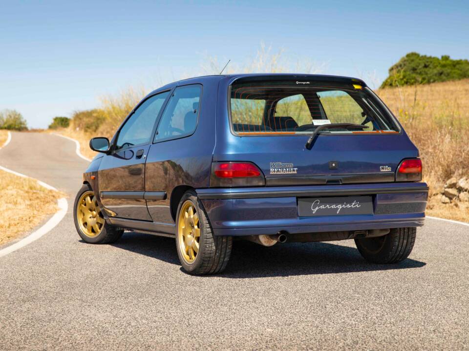 Image 30/87 of Renault Clio Williams (1994)