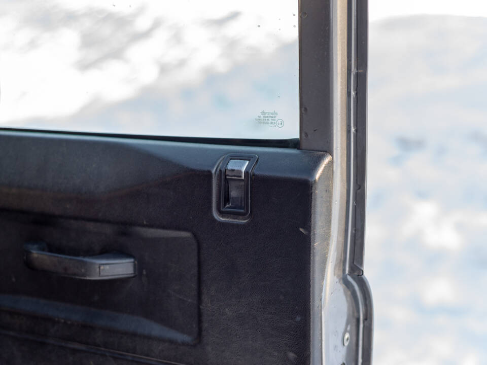 Image 55/98 of Land Rover Defender 130 Double Cab (2008)