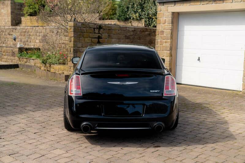 Imagen 11/50 de Chrysler 300 SRT8 (2013)