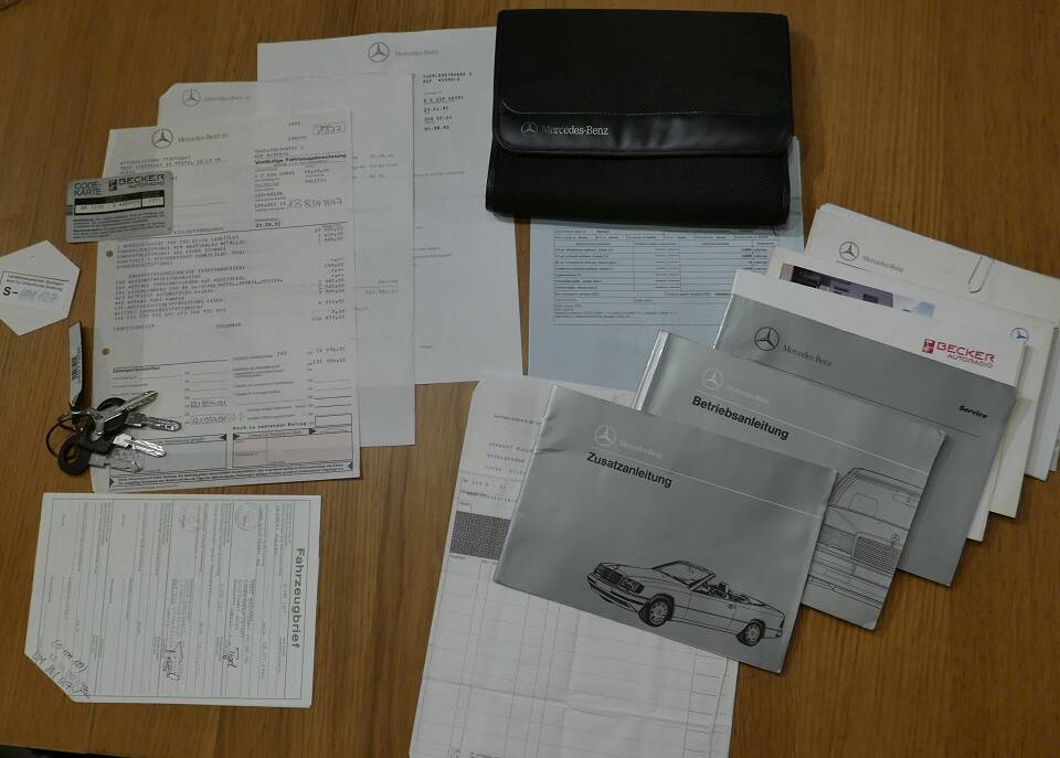 Obraz 15/50 pojazdu Mercedes-Benz 300 CE-24 (1992)