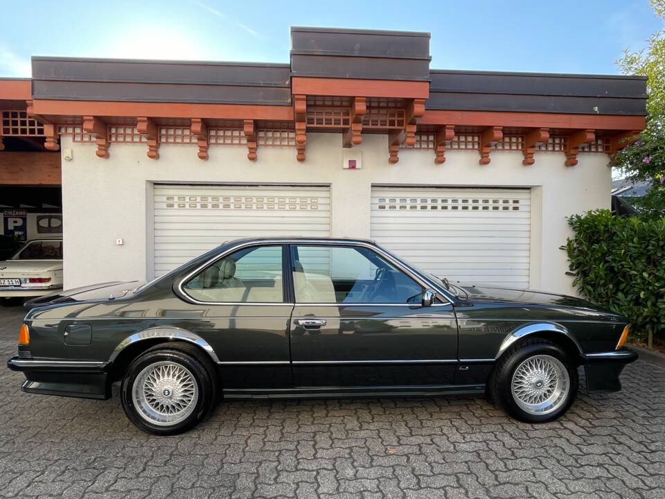 Immagine 2/22 di BMW 628 CSi (1986)