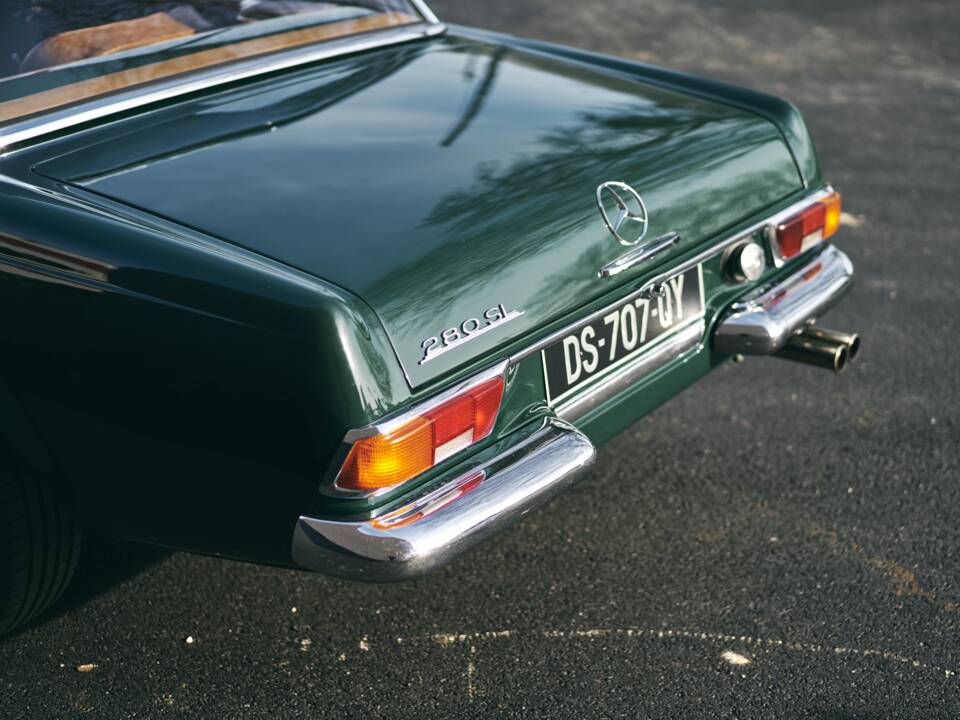 Image 10/53 of Mercedes-Benz 280 SL (1968)