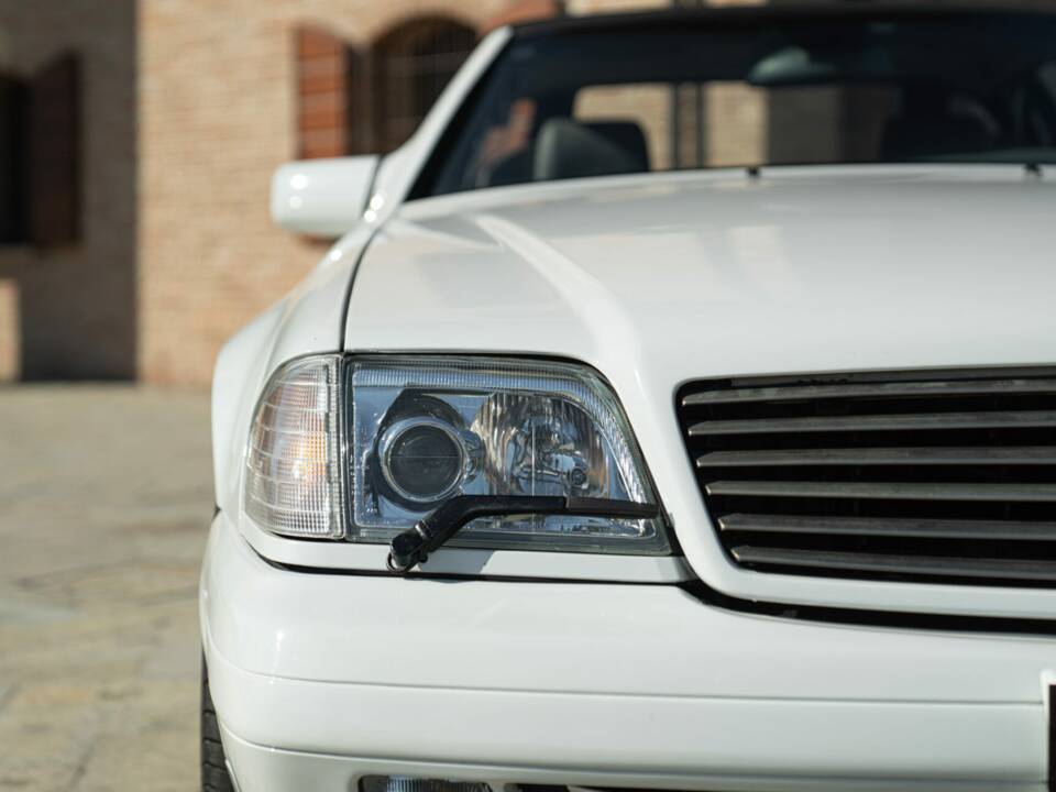 Bild 16/50 von Mercedes-Benz SL 320 (1997)