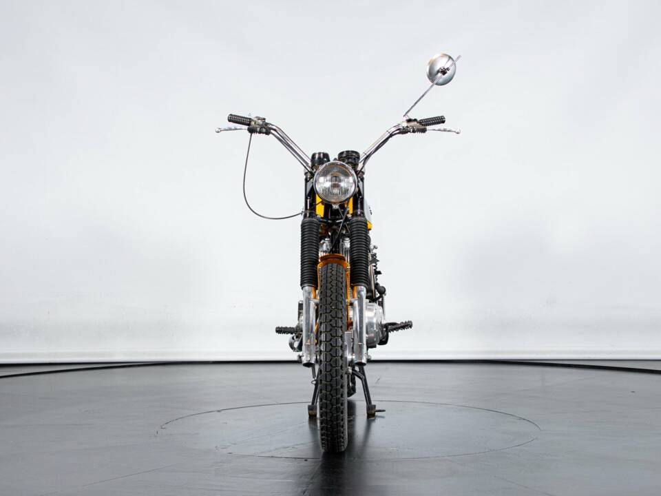 Immagine 3/50 di Ducati 250 Scrambler (1971)