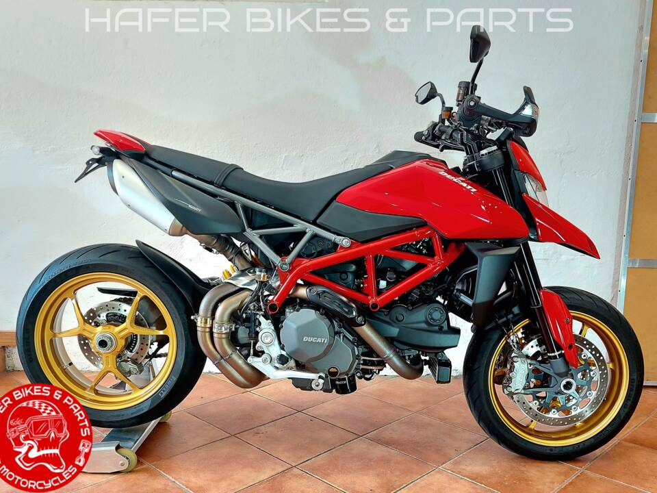 Immagine 3/40 di Ducati Hypermotard 950 (2023)