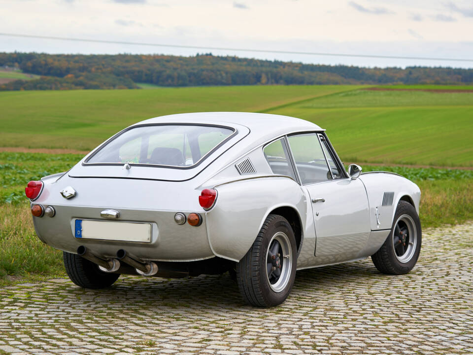 Image 2/15 of Triumph GT 6 Mk II (1969)