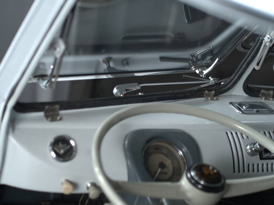 Bild 42/49 von Volkswagen T1 Brasil 1.6 (1970)