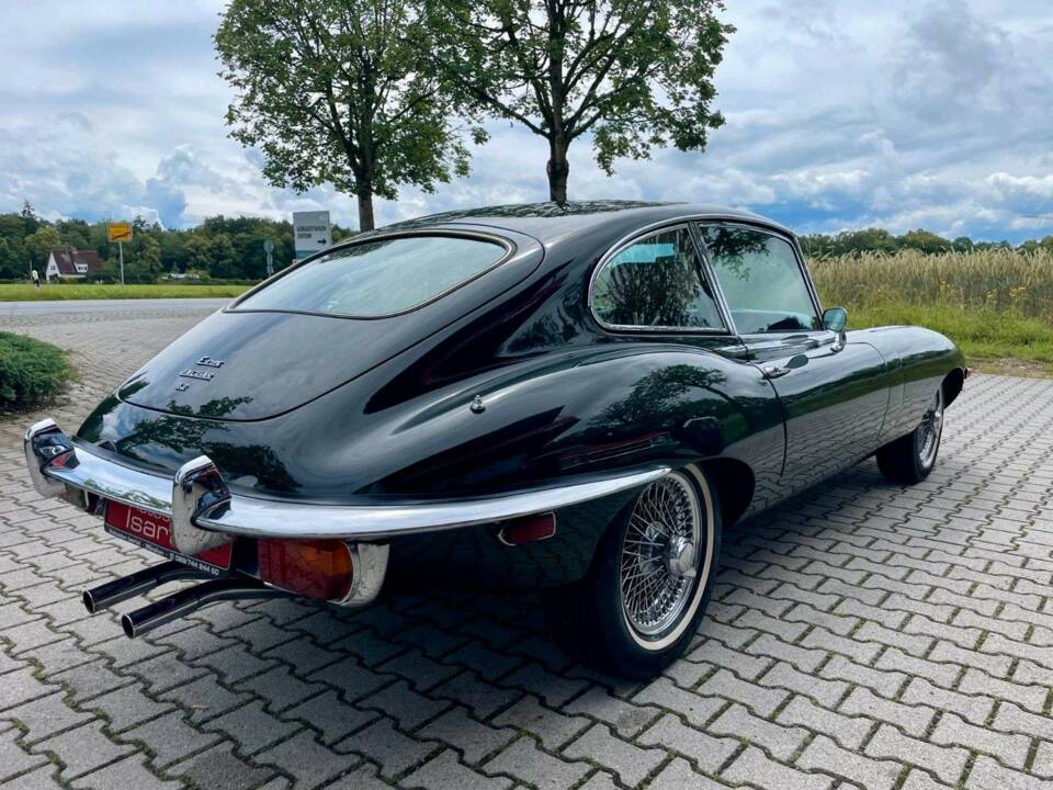 Image 8/20 de Jaguar E-Type (1969)