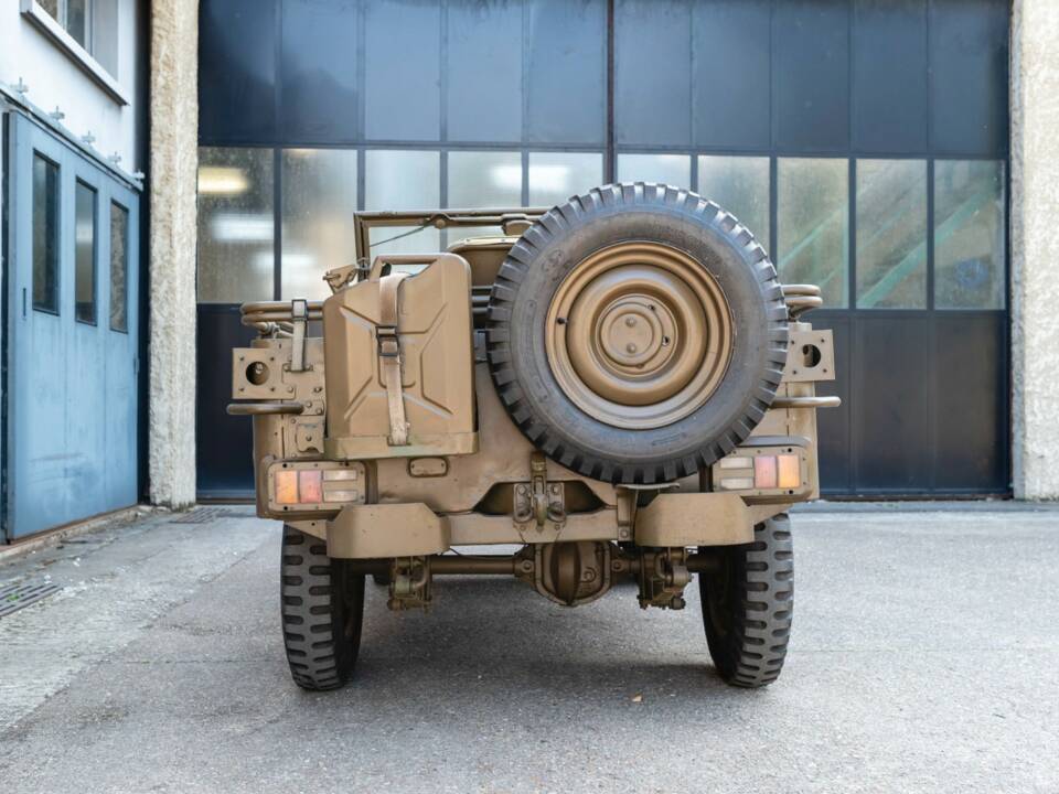 Imagen 9/19 de Jeep CJ-6 (1963)