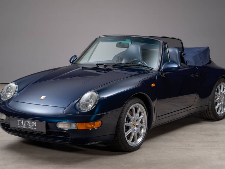 Image 1/25 of Porsche 911 Carrera (1997)