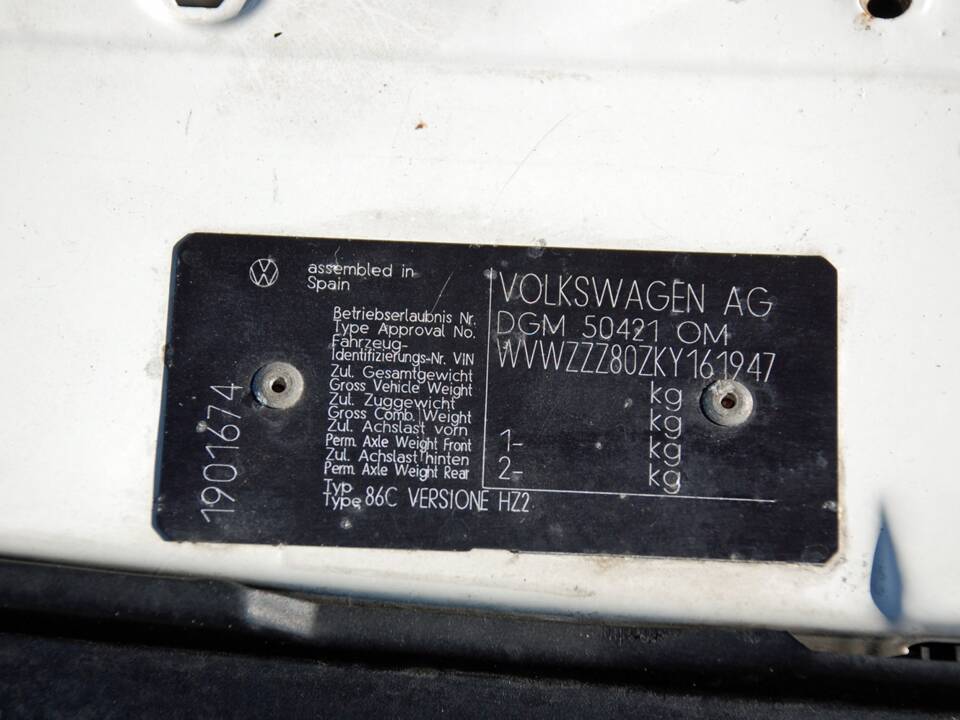 Immagine 26/29 di Volkswagen Polo II Hatchback 1.0 (1989)