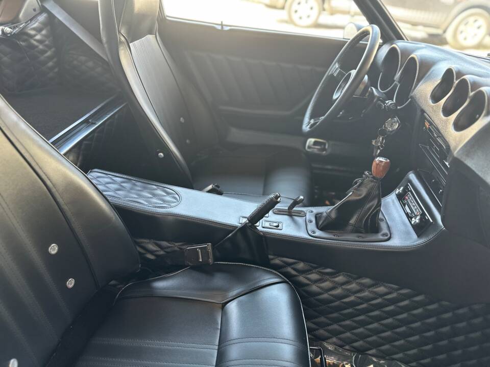 Image 22/64 of Datsun 280 Z (1976)
