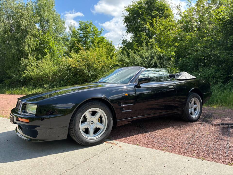 Imagen 2/5 de Aston Martin Virage Volante (1994)