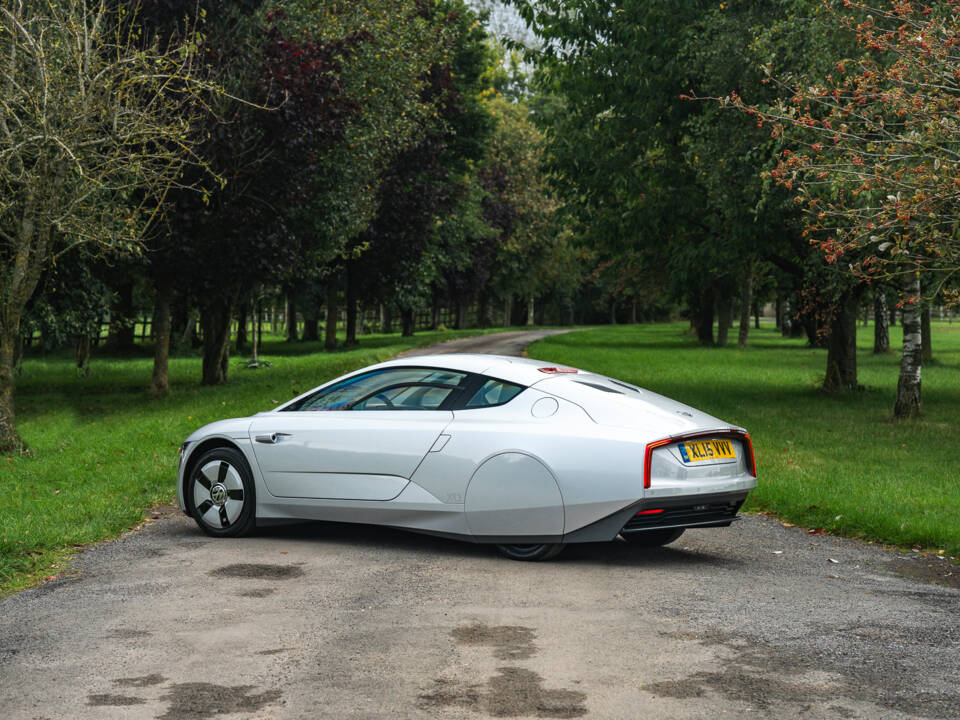 Bild 15/99 von Volkswagen XL1 (2015)