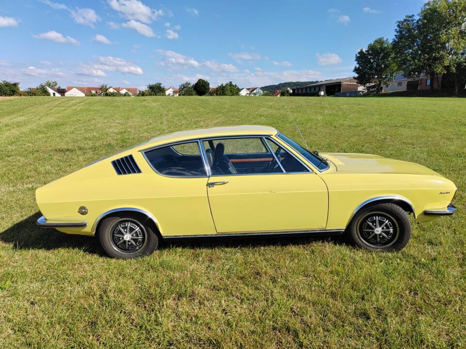 Image 21/54 of Audi 100 Coupe S (1971)