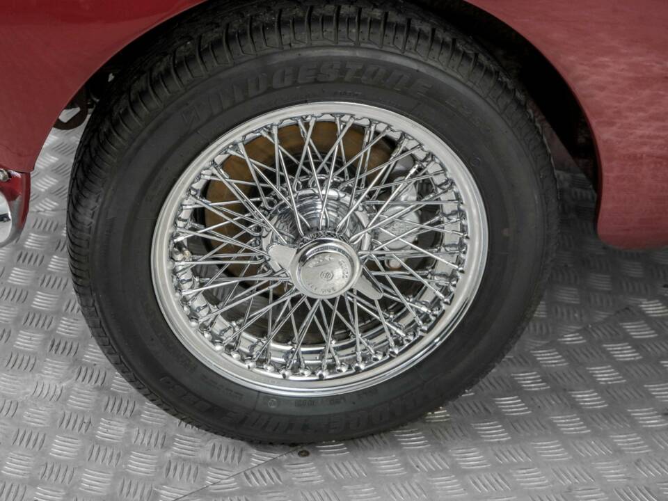 Image 22/50 de MG MGB (1979)