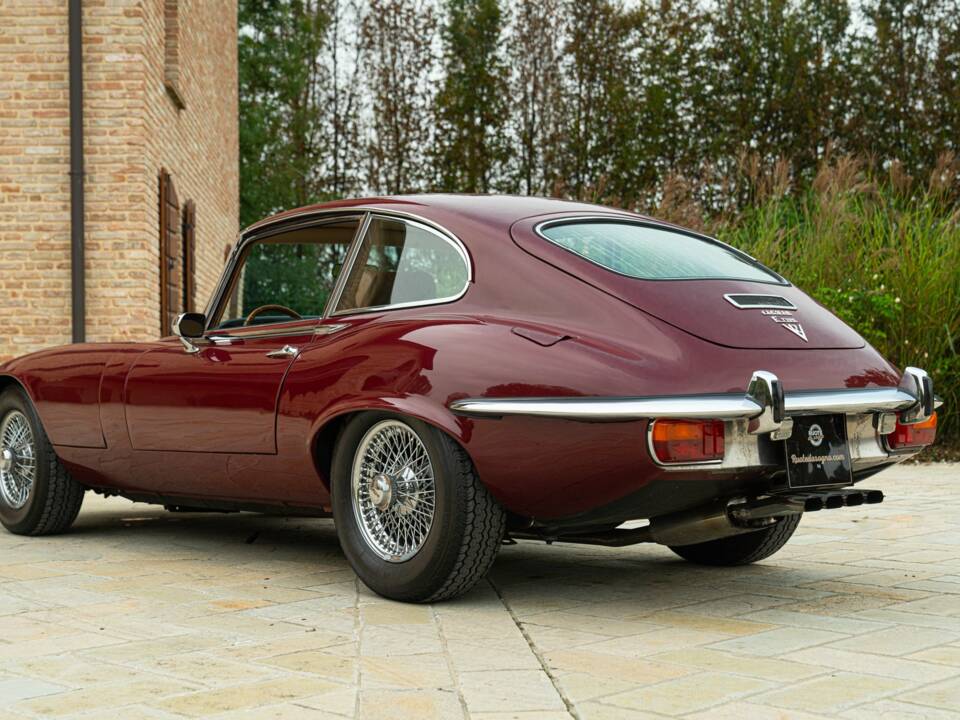 Imagen 14/50 de Jaguar E-Type V12 (2+2) (1972)